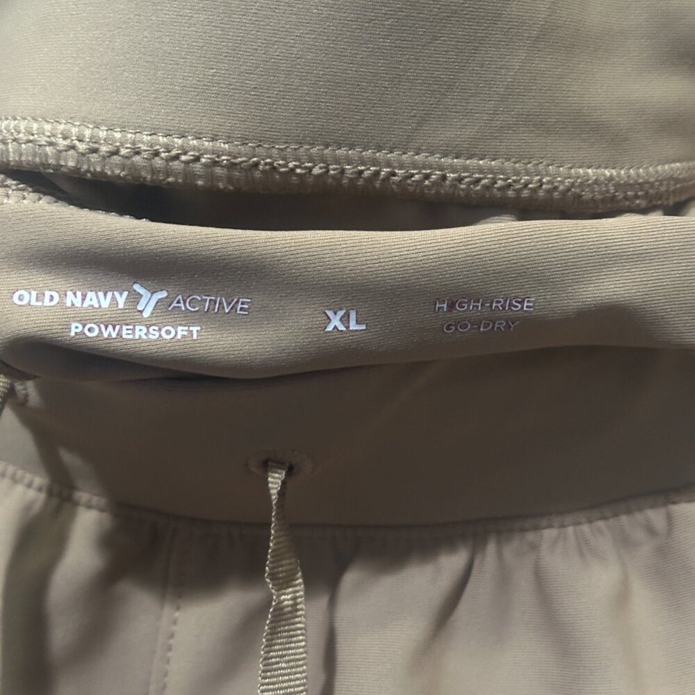 NWT Old Navy Shorts High Rise Power Soft 3 in 1 Tan Size XL - Picture 7 of 14
